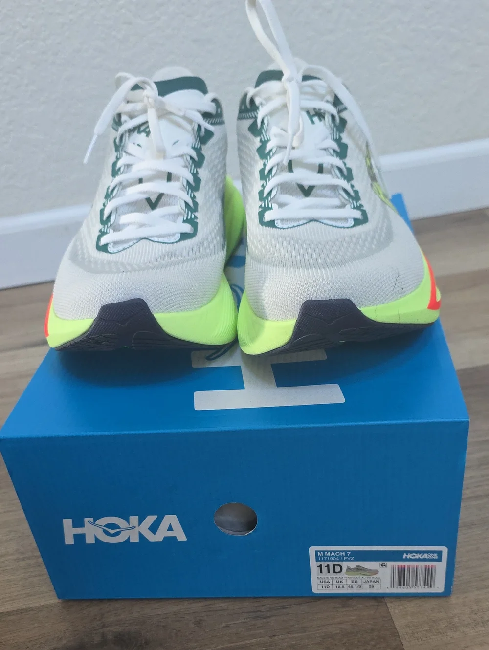 Hoka Mach 7 SIZE 11